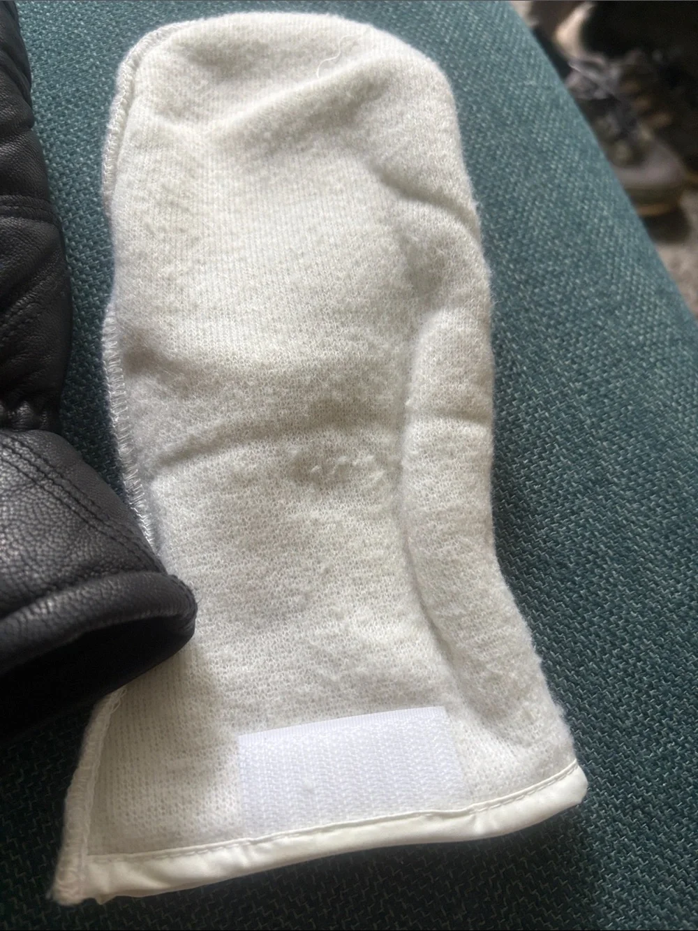 EUC Women’s Hestra Box Mitten LEFT HAND ONLY Black Leather Size 6 (Small)